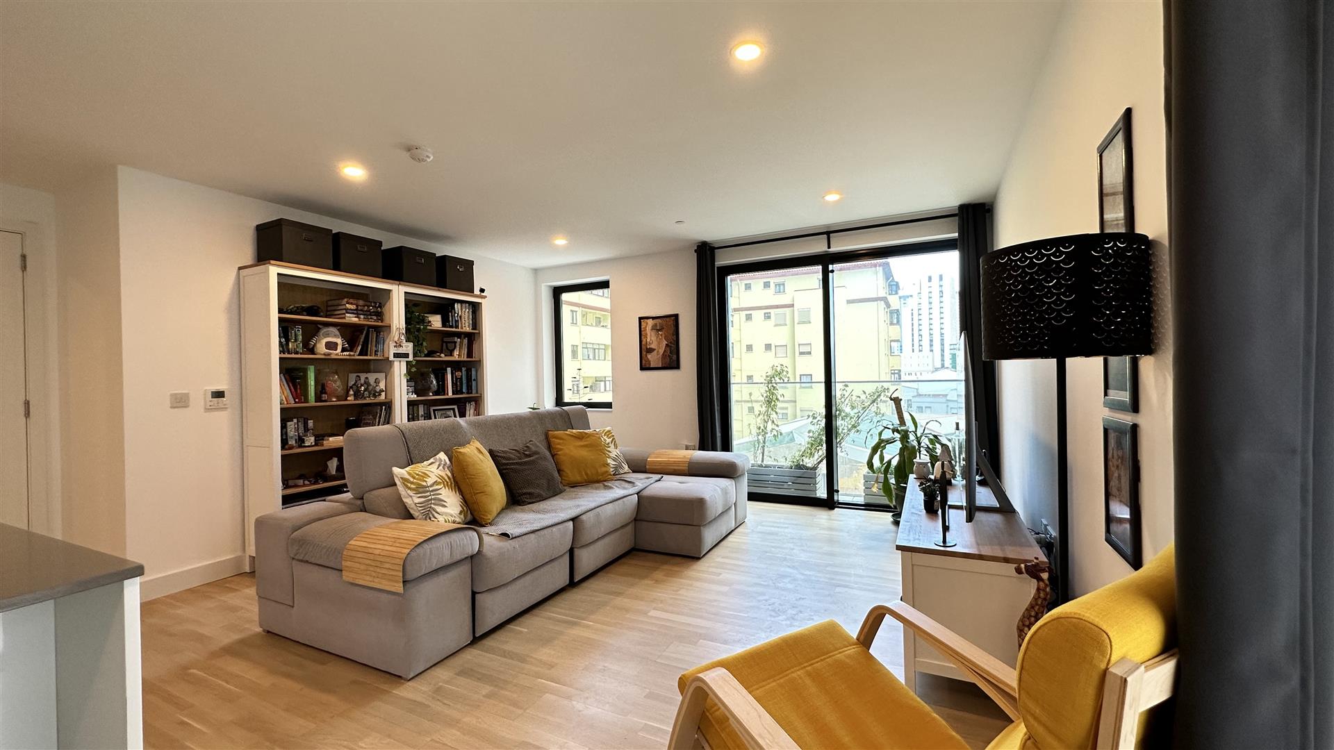 Image of Apartment - 2 Bedrooms - 2 Bathrooms for Sale in Forbes-Gibraltar, Image 9